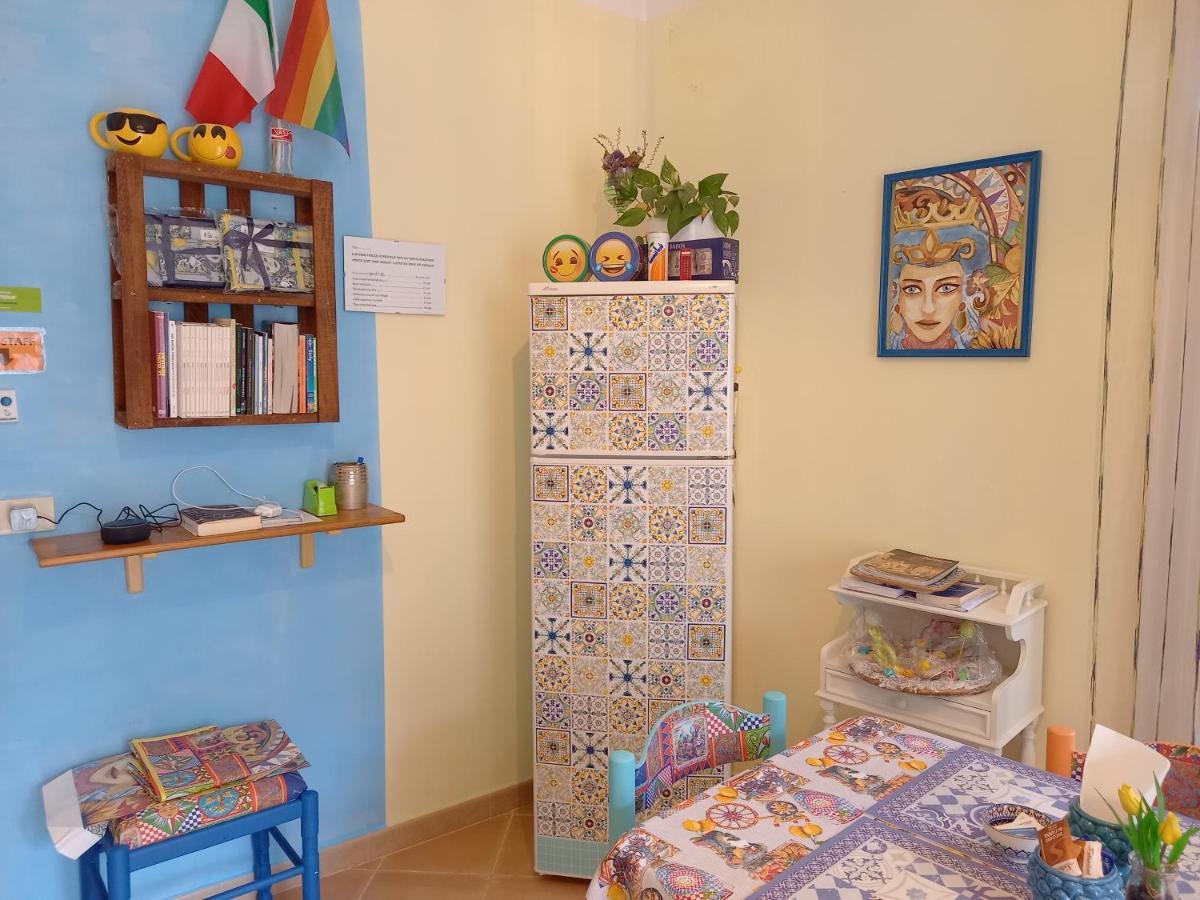巴勒莫Bed&Book Palazzo Cutelli住宿加早餐旅馆 外观 照片